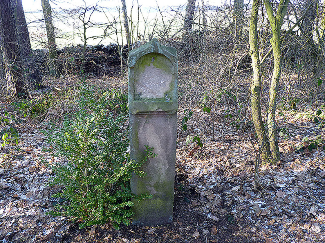 3. Fußfall nach der Verwüstung (Foto: Karl-Franz Thiede)